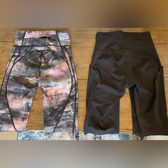 Bundle of Lululemon crops - Picture 4 of 7